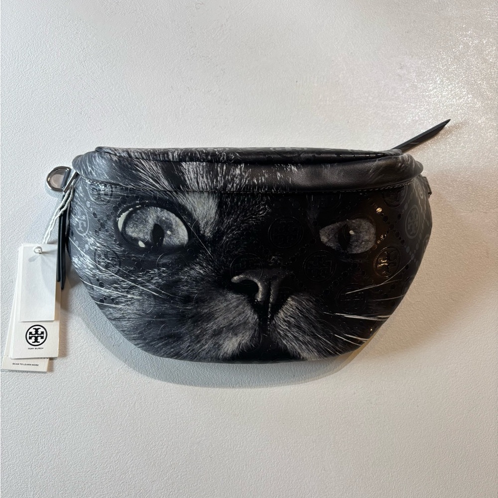 TORY BURCH! RARE NWT cat print leather fanny pack